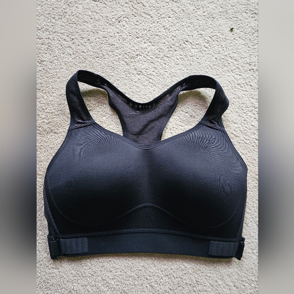 Racetrack High Support Sports Bra